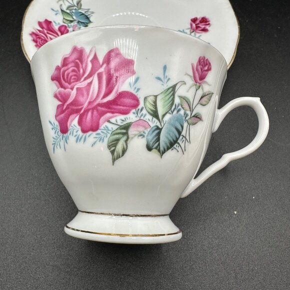 Vintage Tea Cup & Saucer  Porcelain Fine Bone China Floral Rose Yong Sheng - Picture 2 of 16